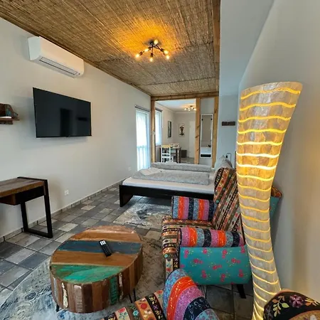 ゲストハウス Gestuet Lindenhof テンプリーン